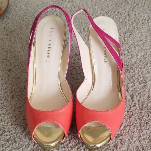 Shoes - Picture 2 of 4